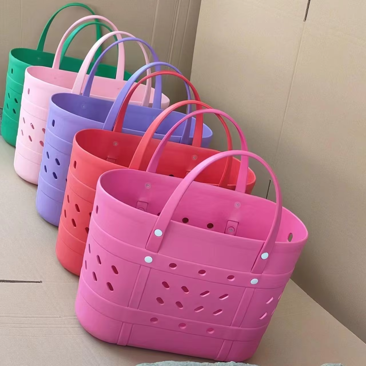 Vietnam Portable Trendy EVA Waterproof Rubber Beach Handbag Water-Resistant Tote Bags